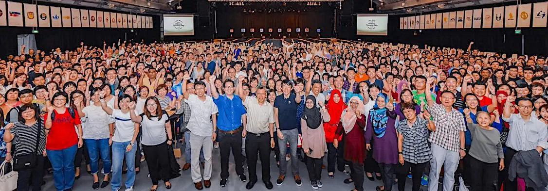 Team Building Large Group Size Shot