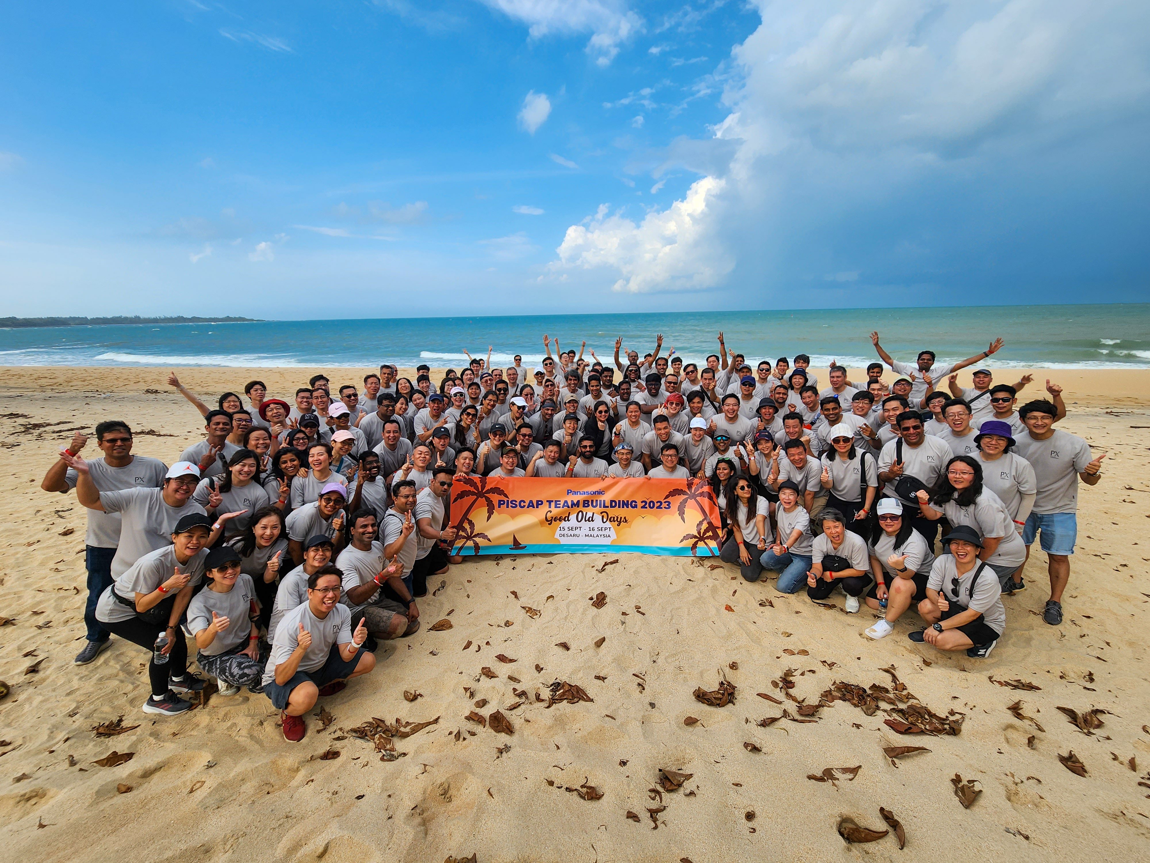 Team Building Events Gallery - Group Photo Overseas Retreat
