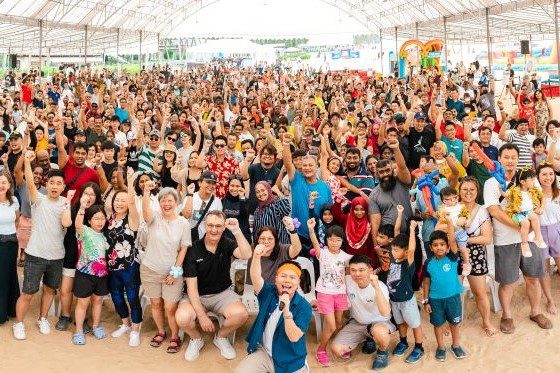 Family Day Mass Game Emcee Bouncy Castle Arcade Machines